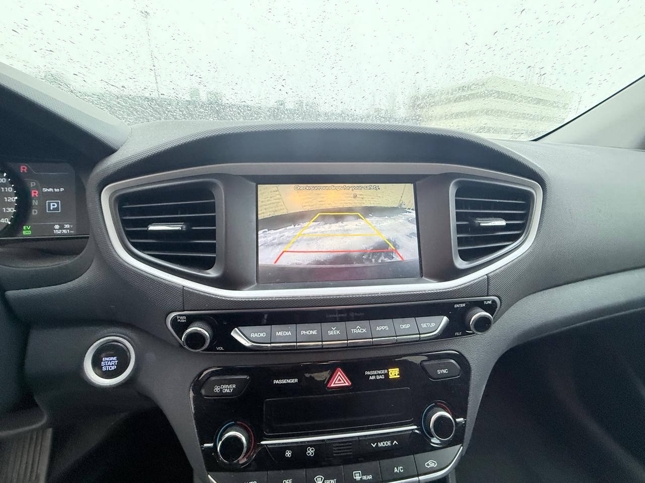 Hyundai Ioniq Hybrid Blue 2017