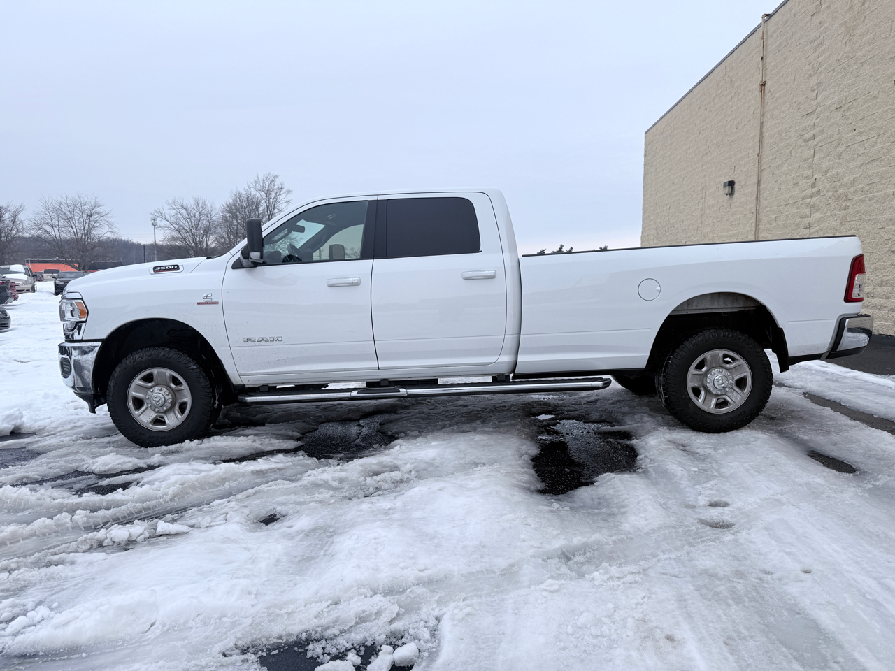 RAM 3500 Big Horn Crew Cab LWB 4WD 2022