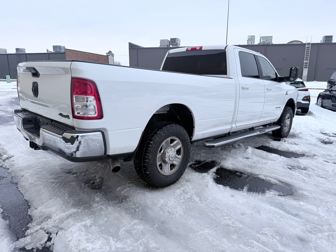 RAM 3500 Big Horn Crew Cab LWB 4WD 2022