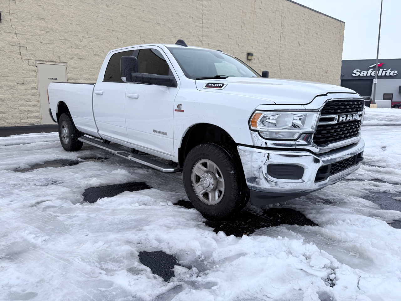 RAM 3500 Big Horn Crew Cab LWB 4WD 2022