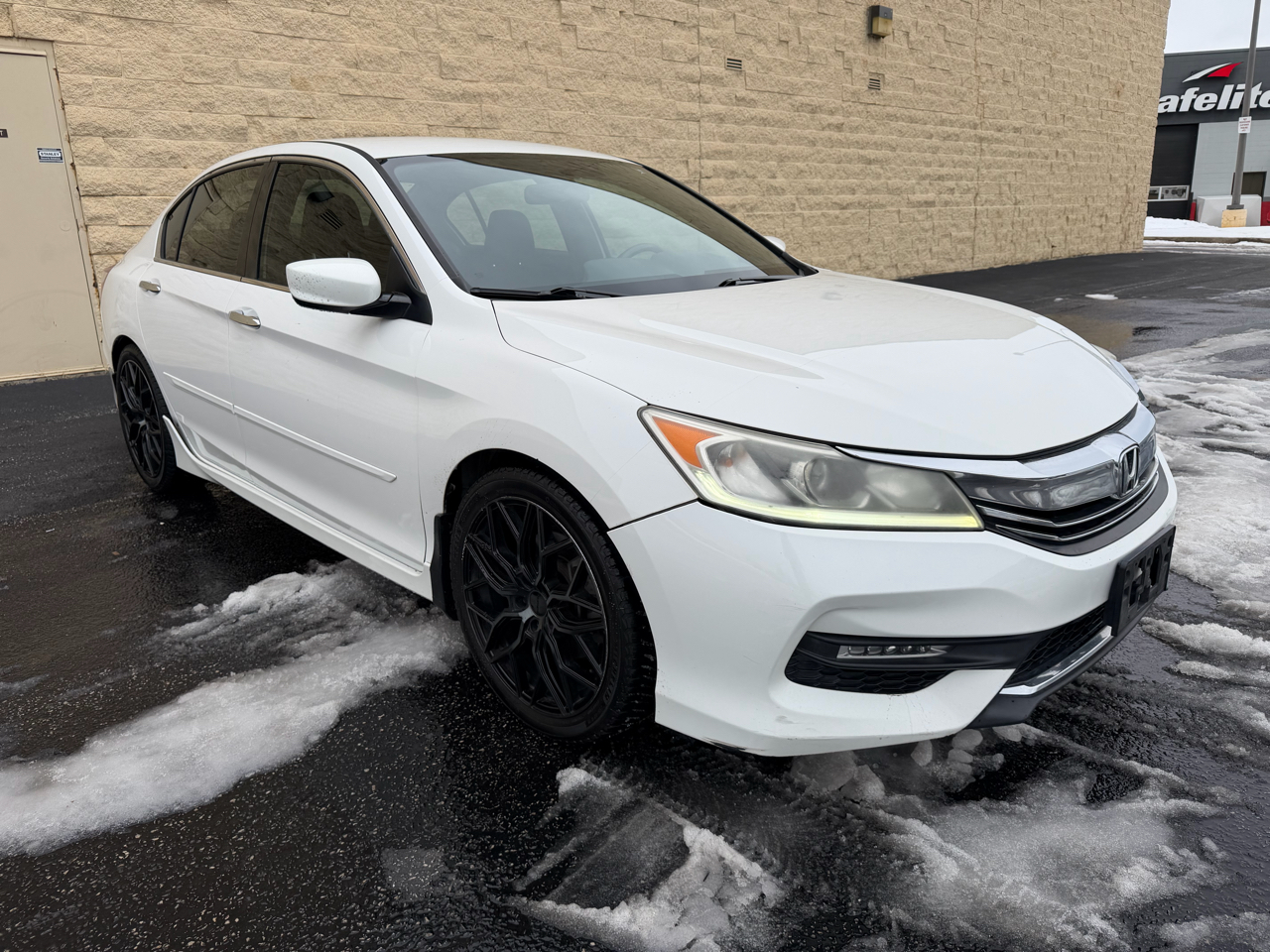 Honda Accord Sport 6-Spd MT 2017