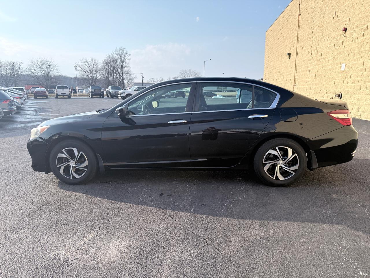Honda Accord LX Sedan CVT 2017