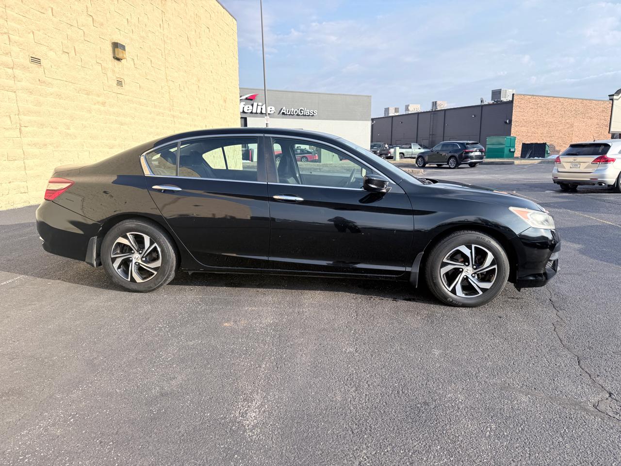 Honda Accord LX Sedan CVT 2017