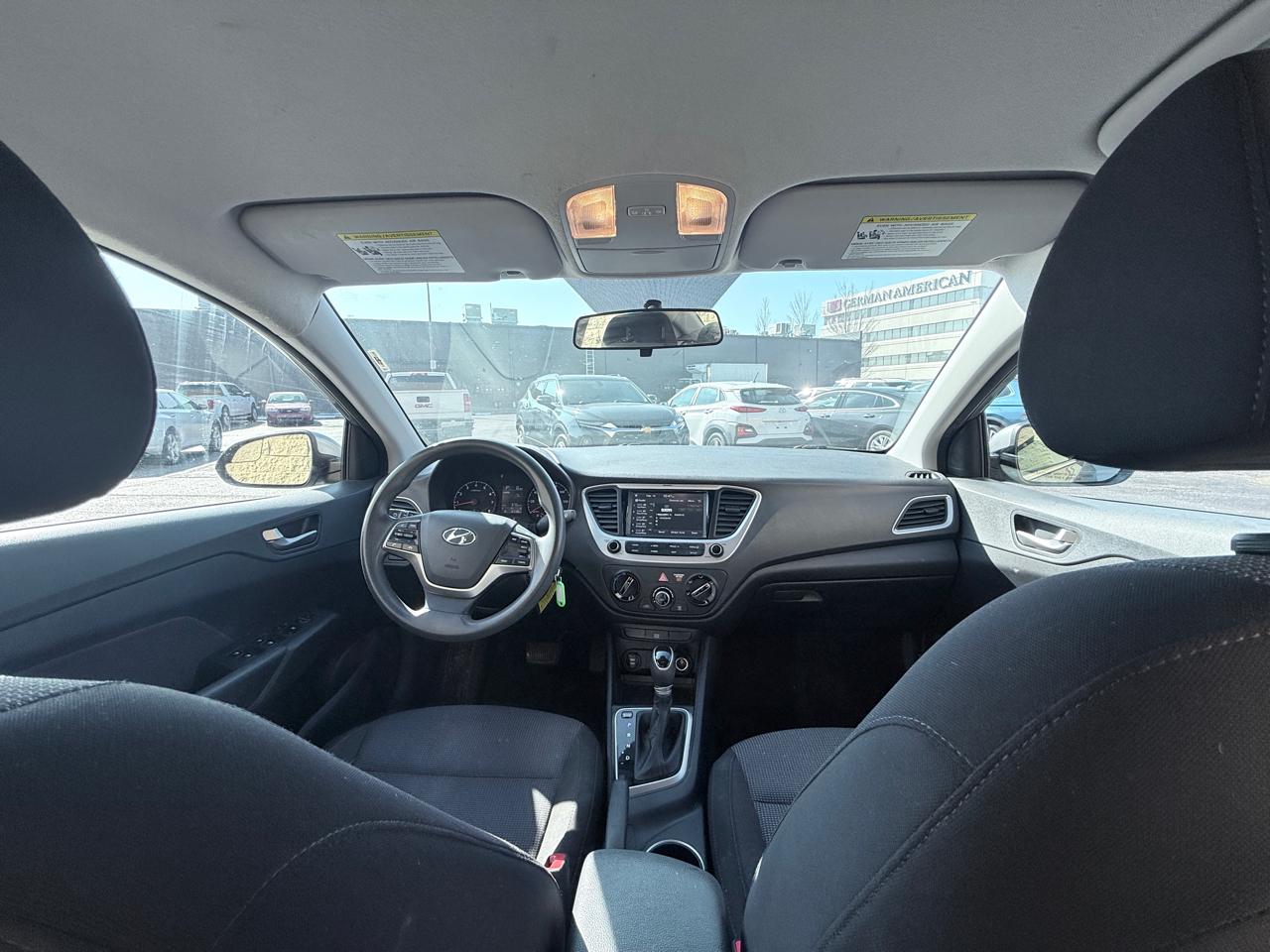 Hyundai Accent SE 4-Door 6A 2021