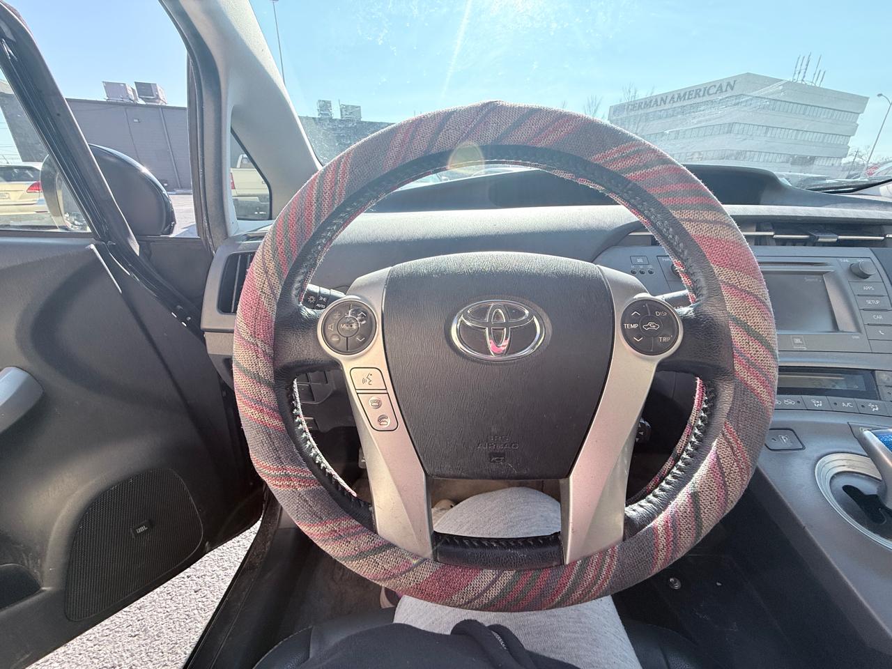 Toyota Prius Four 2015