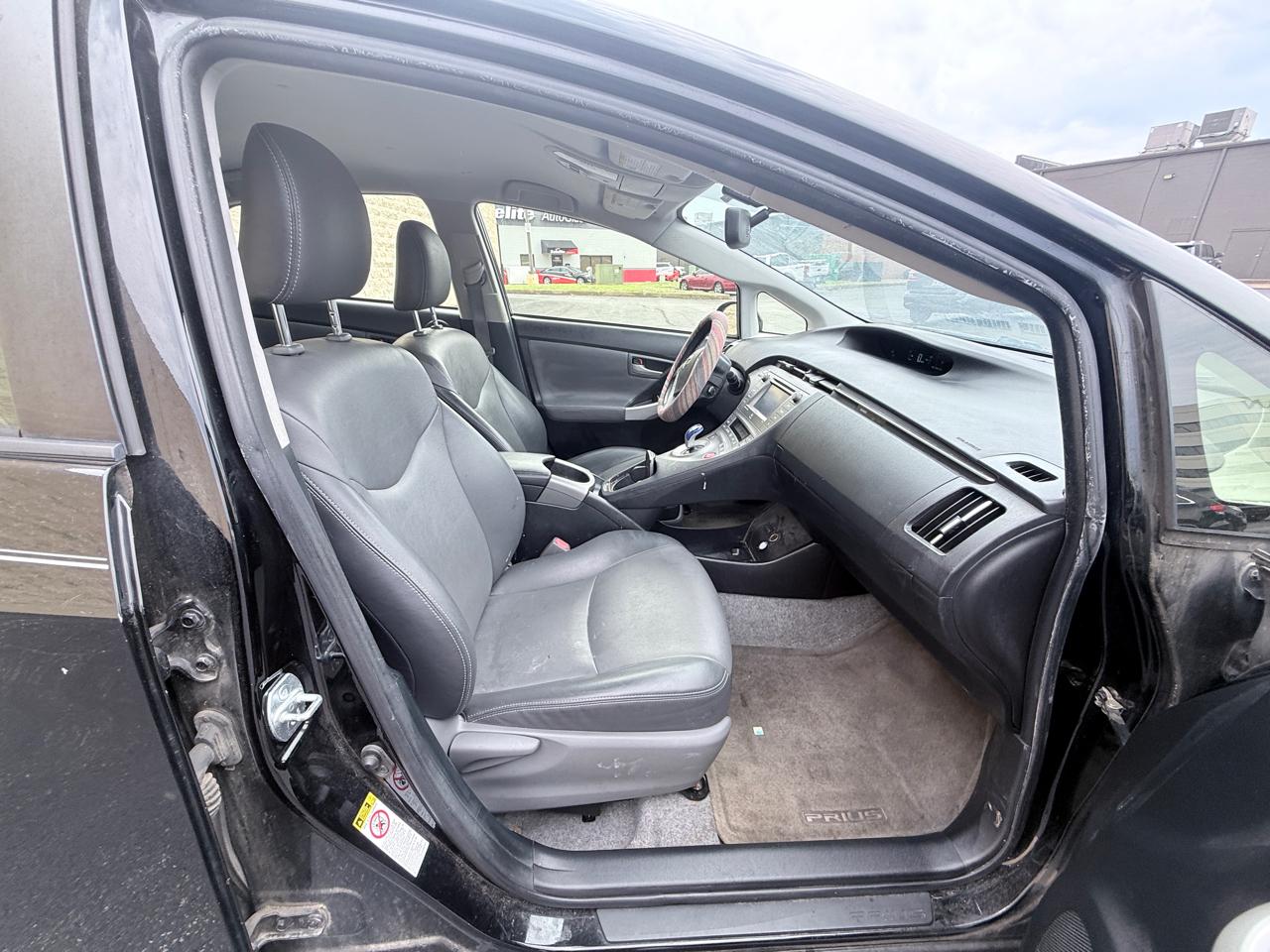 Toyota Prius Four 2015