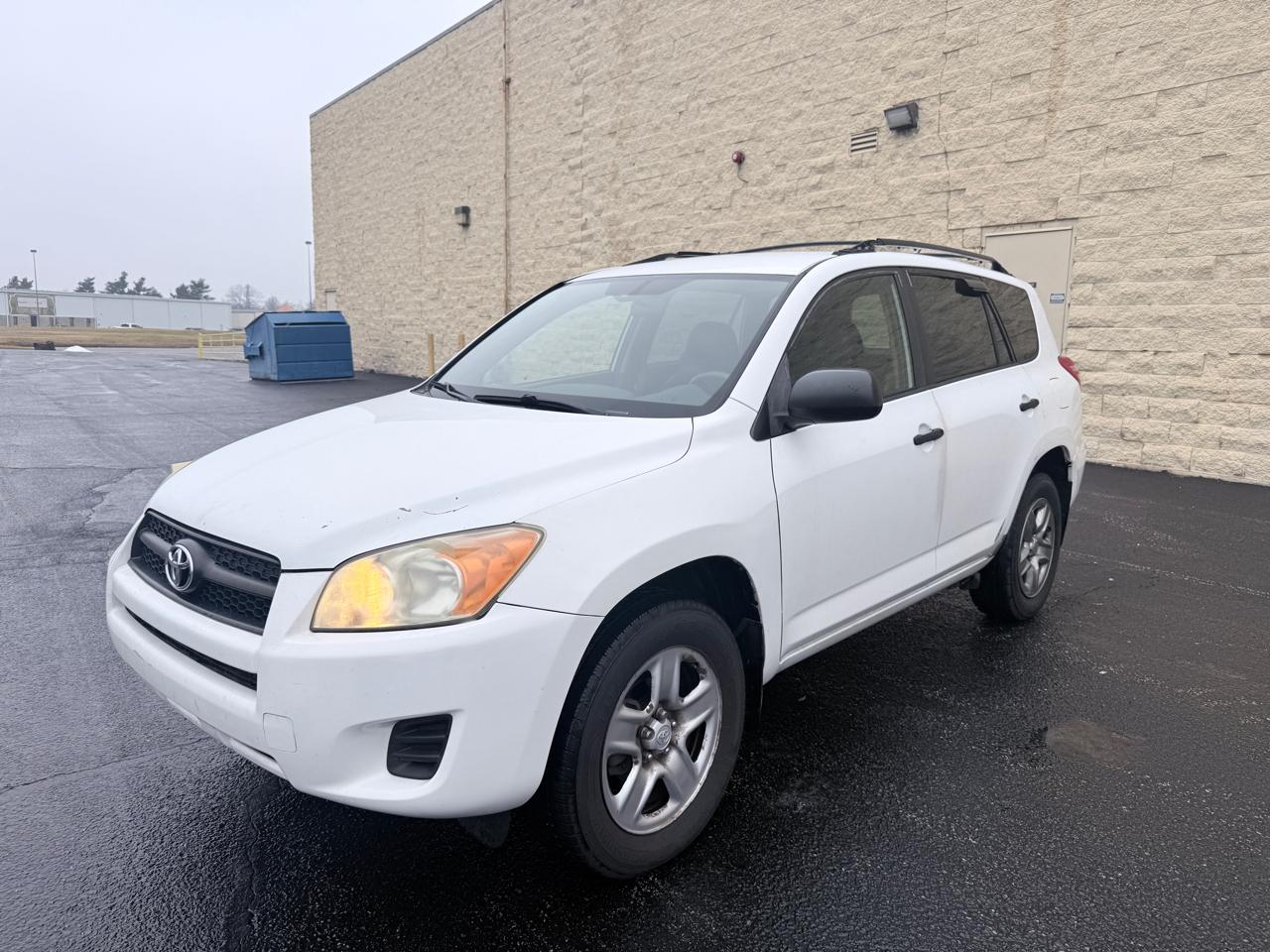 Toyota RAV4 Base I4 2WD 2009