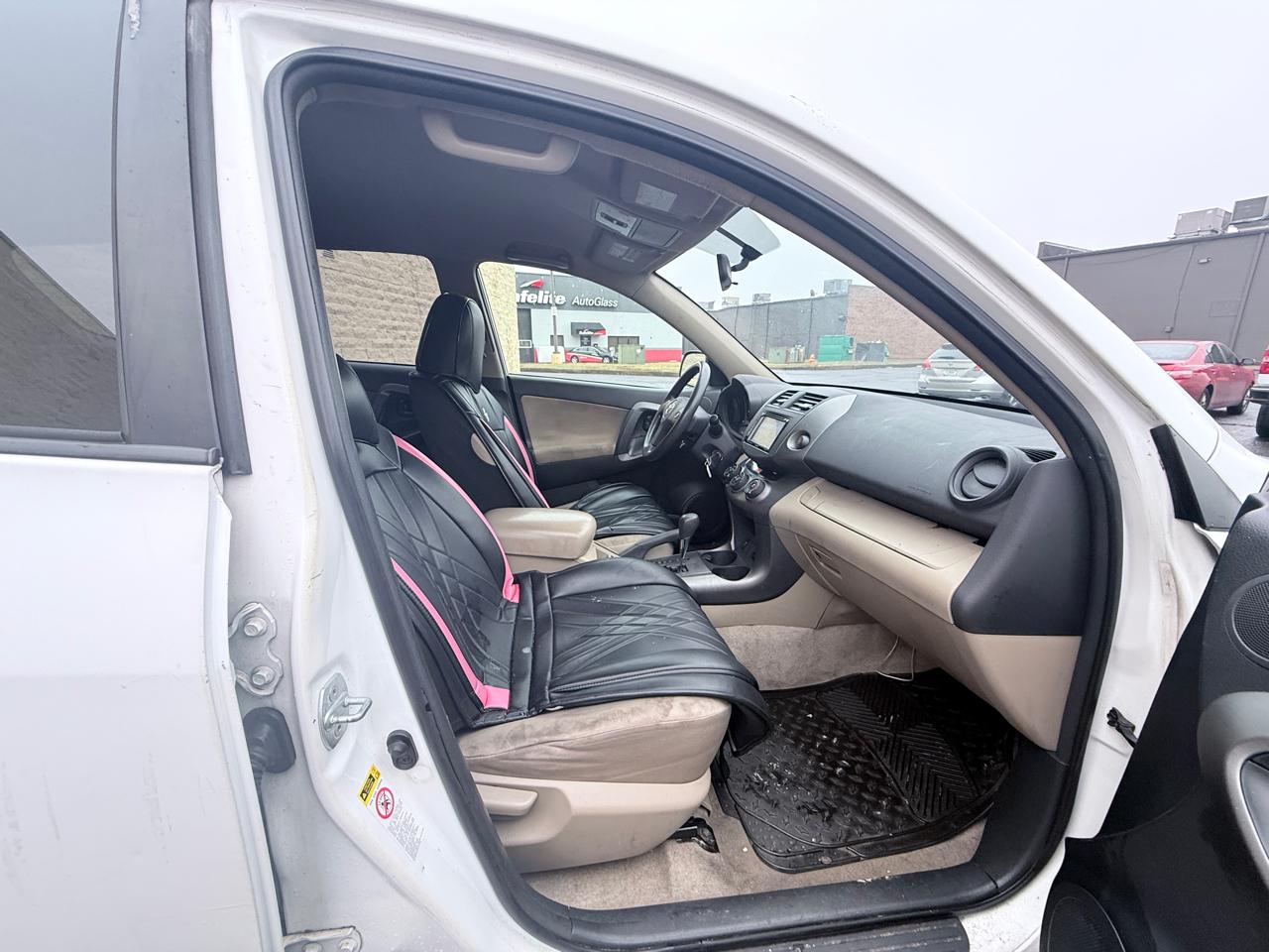 Toyota RAV4 Base I4 2WD 2009