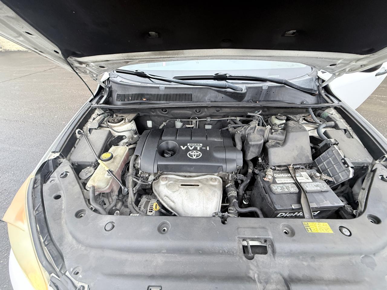 Toyota RAV4 Base I4 2WD 2009