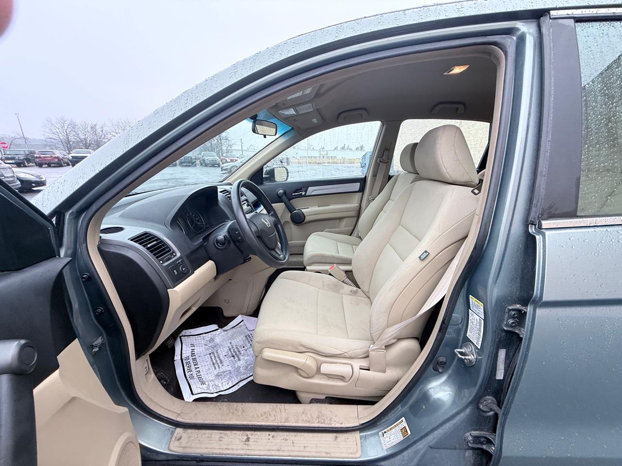 Honda CR-V LX 4WD 5-Speed AT 2011