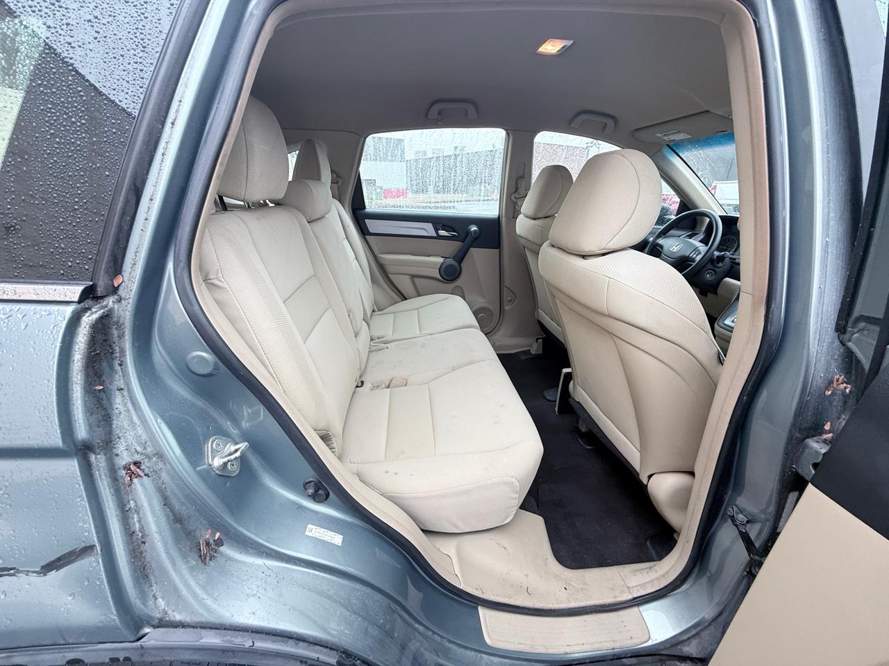 Honda CR-V LX 4WD 5-Speed AT 2011