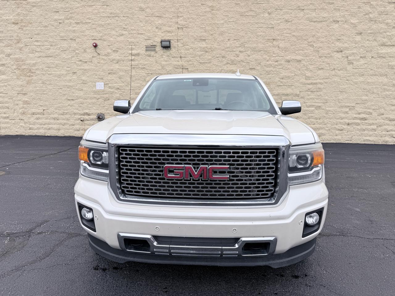 GMC Sierra 1500 Denali Crew Cab Short Box 4WD 2015