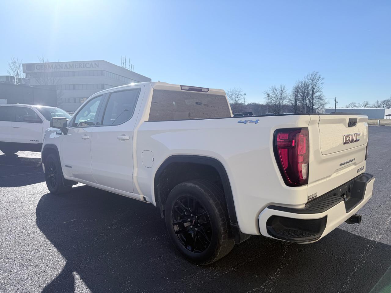 GMC Sierra 1500 Elevation Crew Cab 4WD 2021