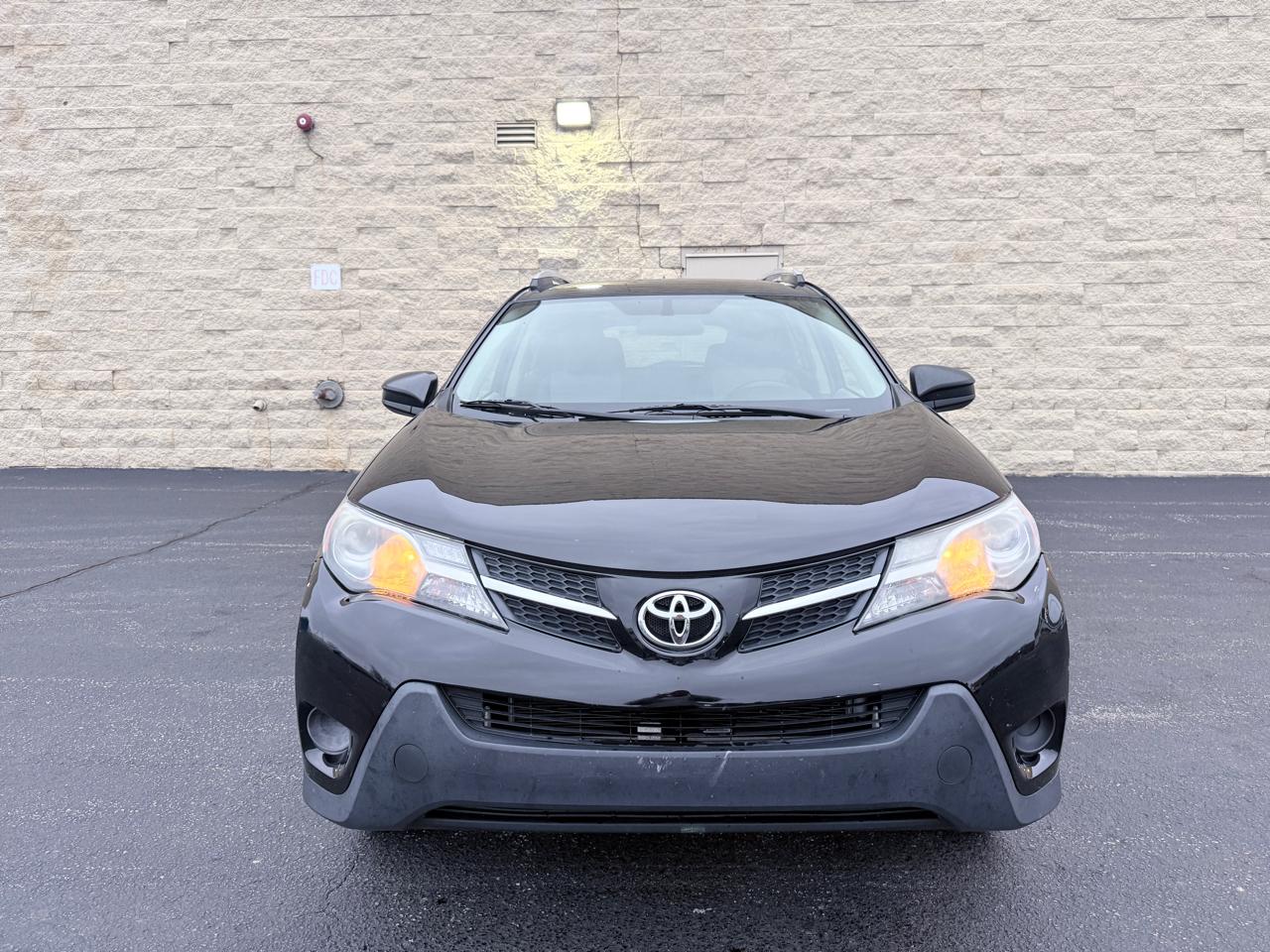 Toyota RAV4 LE AWD 2013