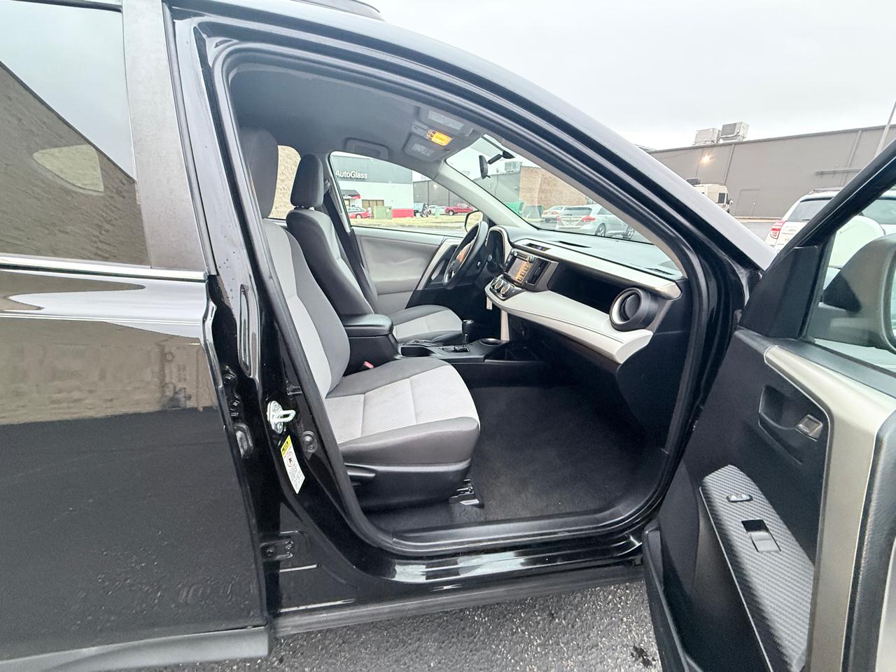 Toyota RAV4 LE AWD 2013