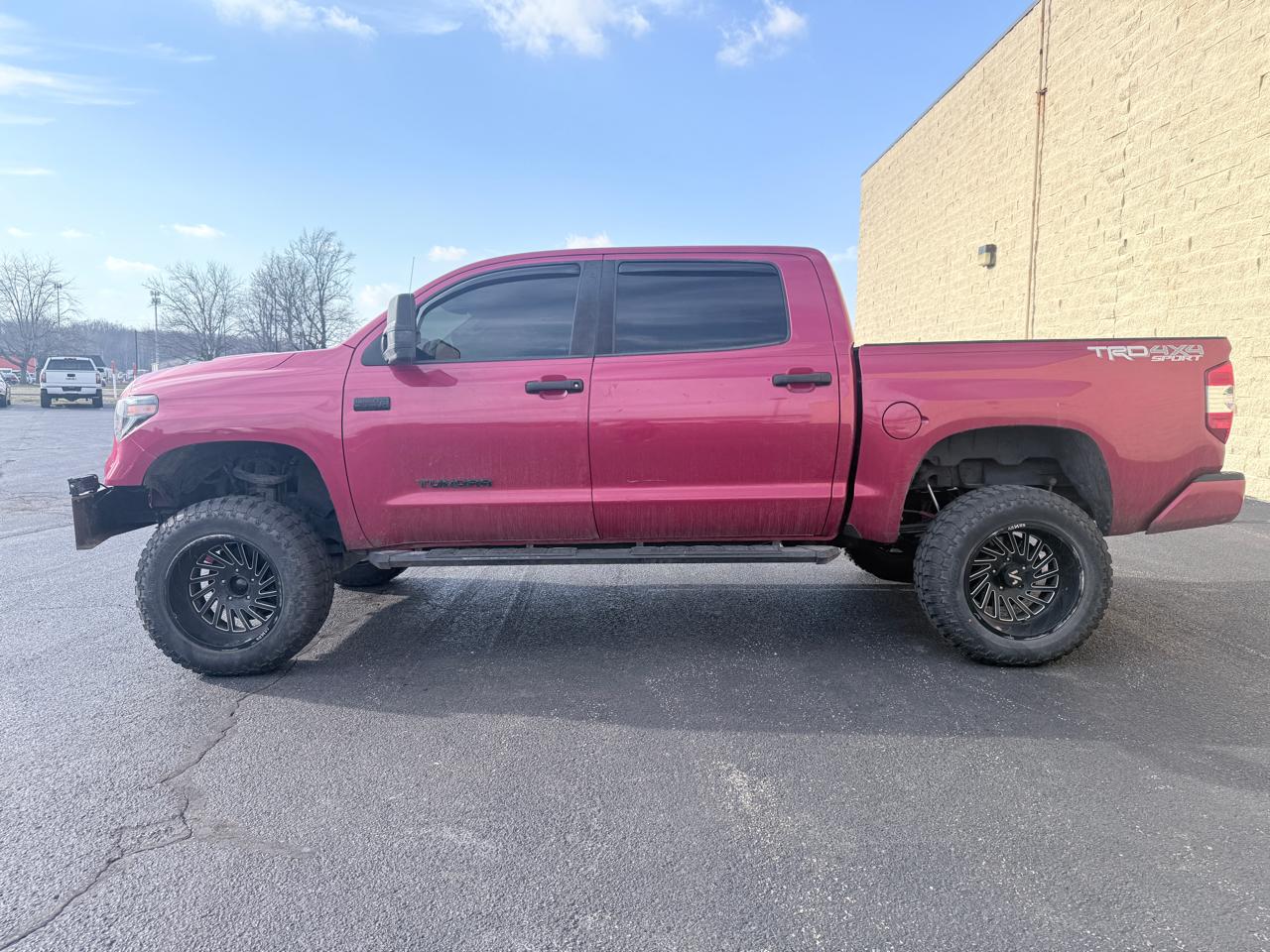 Toyota Tundra SR5 5.7L V8 FFV CrewMax 4WD 2019