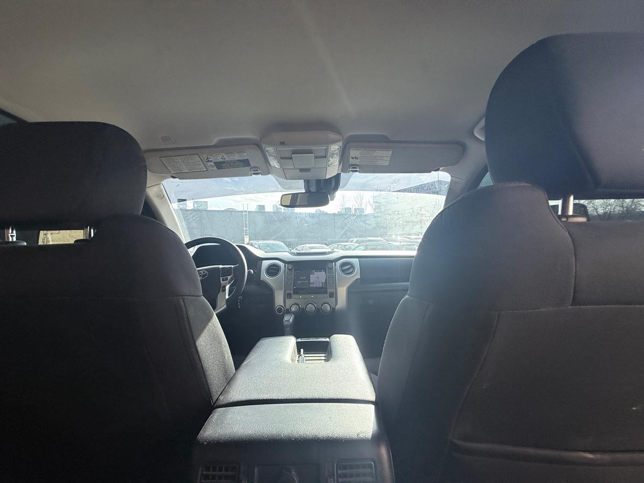 Toyota Tundra SR5 5.7L V8 FFV CrewMax 4WD 2019