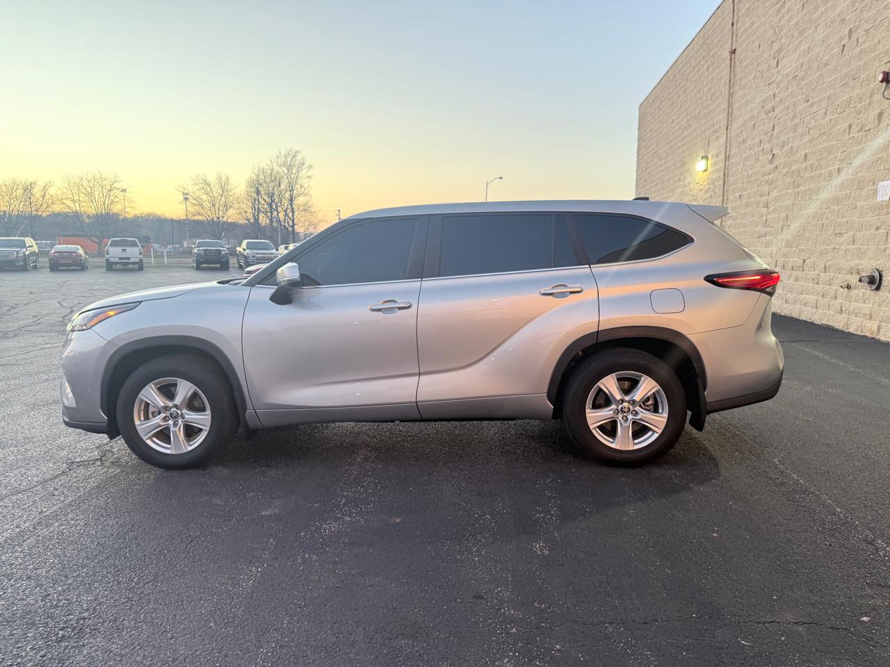 Toyota Highlander Others 2023