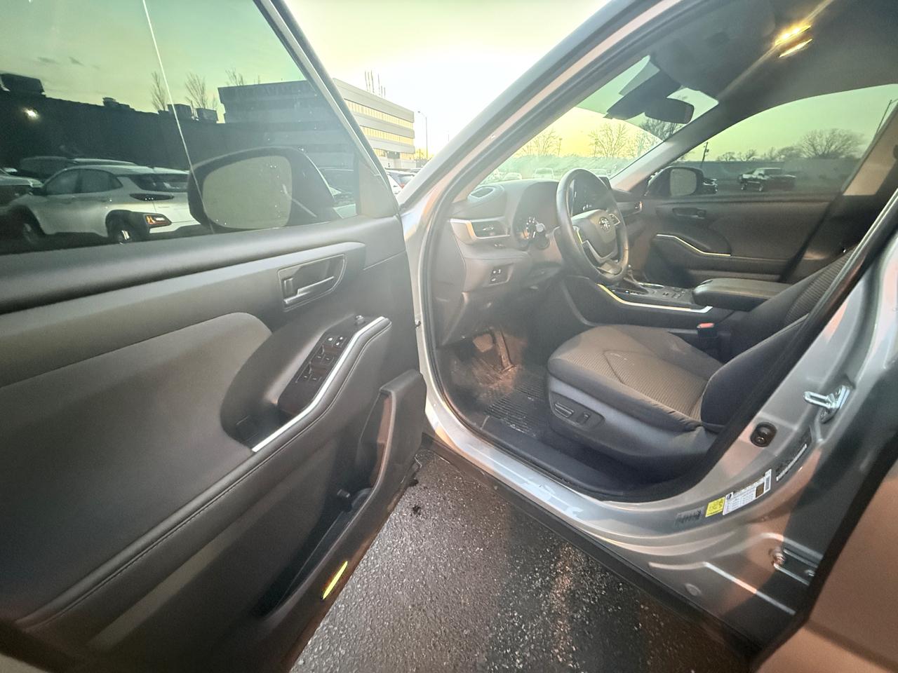 Toyota Highlander Others 2023