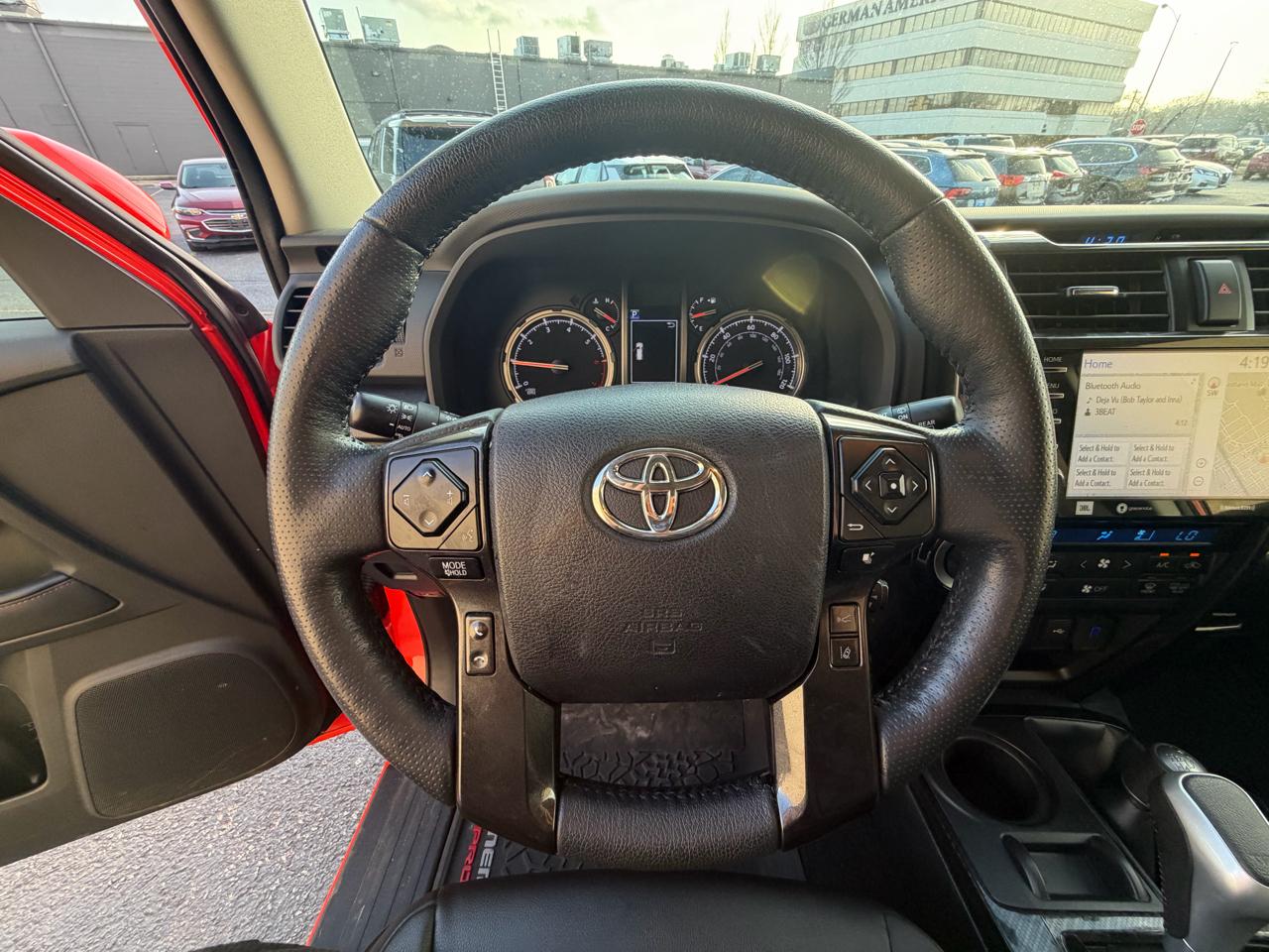 Toyota 4Runner TRD PRO 4WD 2023