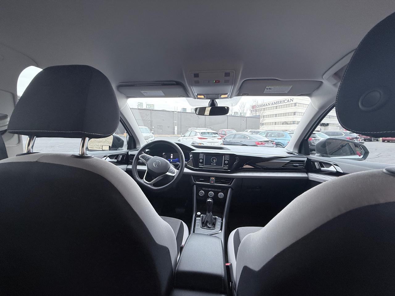 Volkswagen Taos S 2023