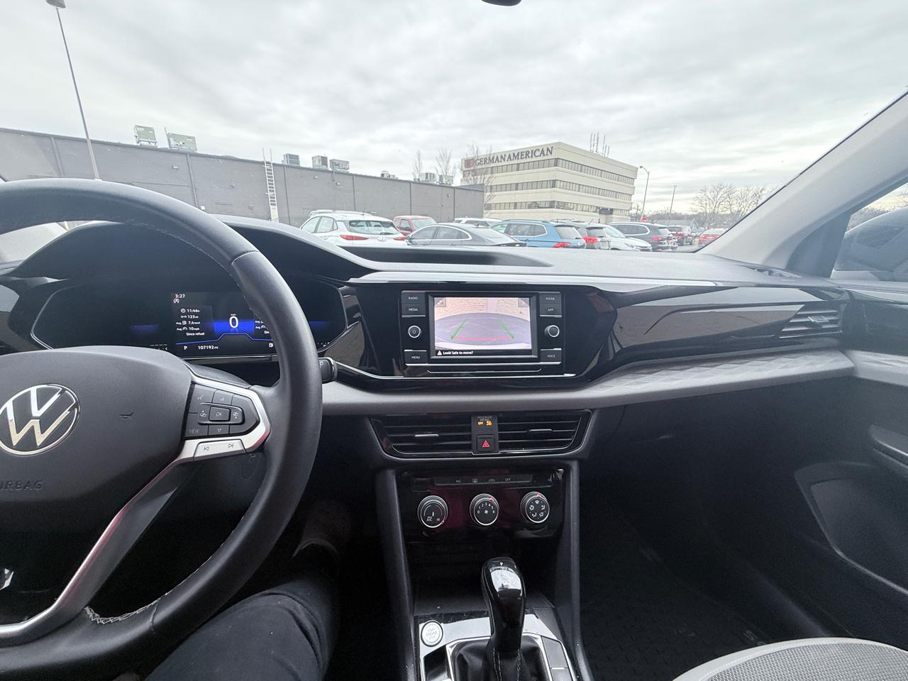 Volkswagen Taos S 2023