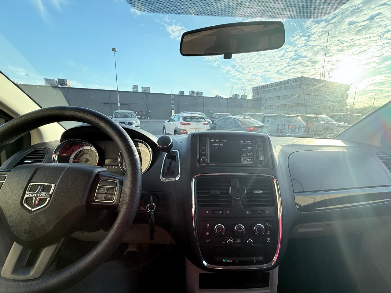 Dodge Grand Caravan SE 2017