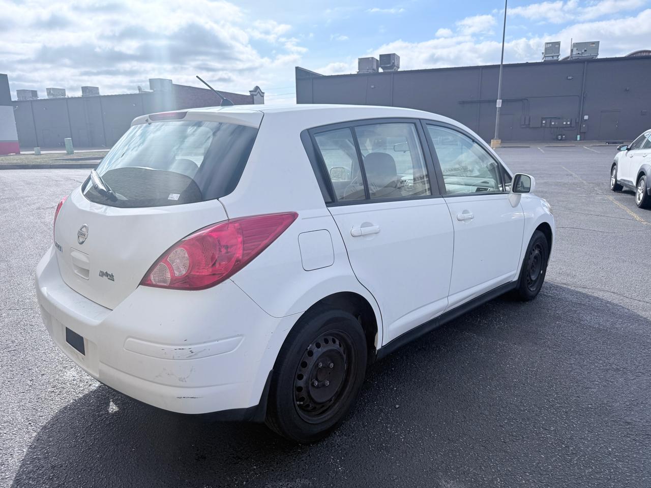 Nissan Versa 1.8 S 2007