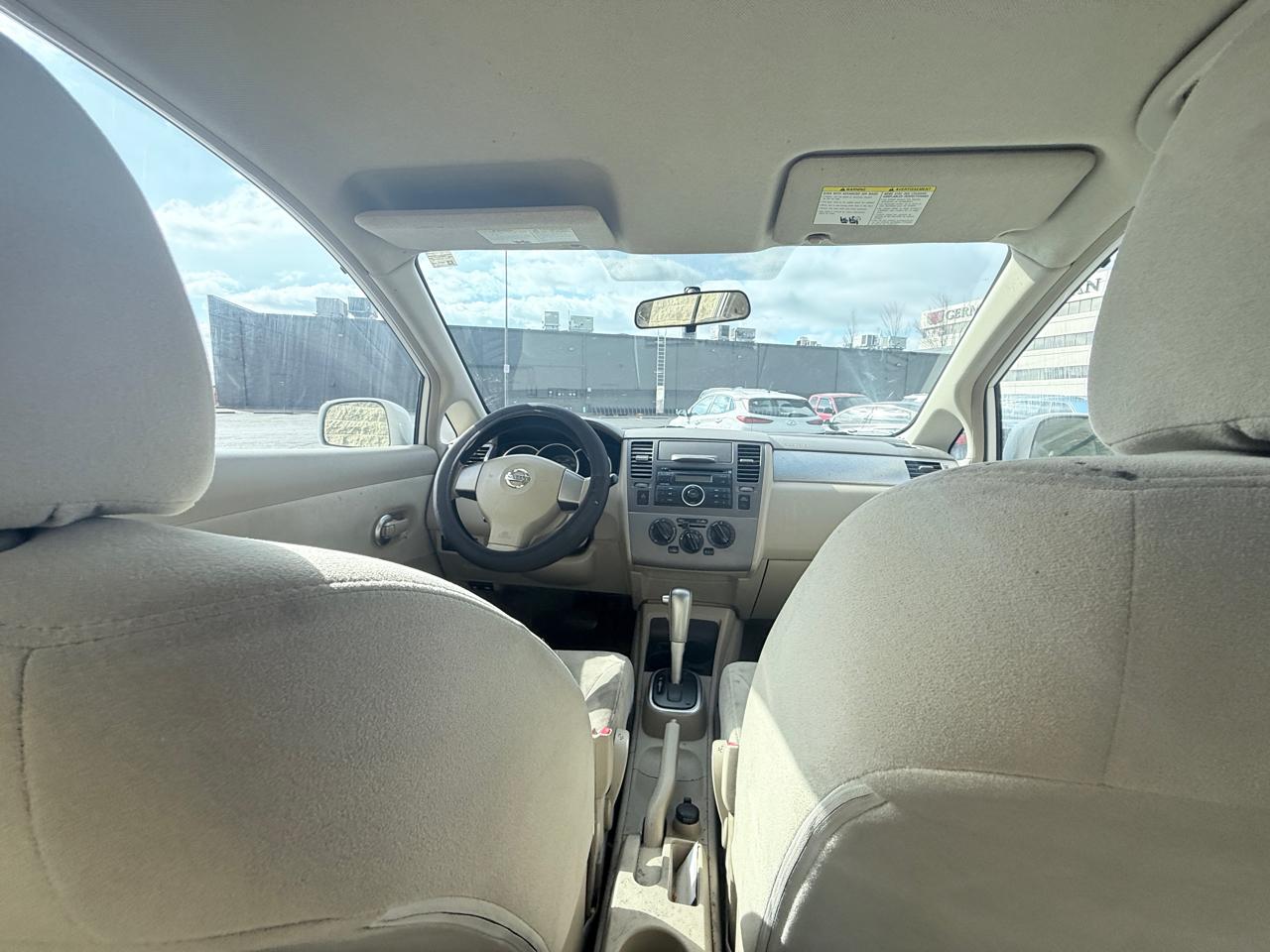 Nissan Versa 1.8 S 2007