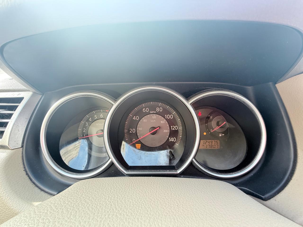 Nissan Versa 1.8 S 2007