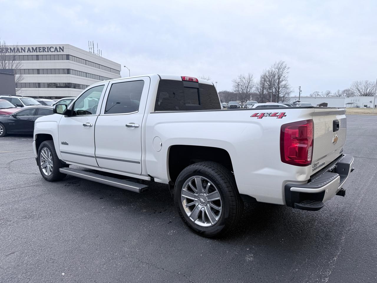 Chevrolet Silverado 1500 High Country Crew Cab Short Box 4WD 2018
