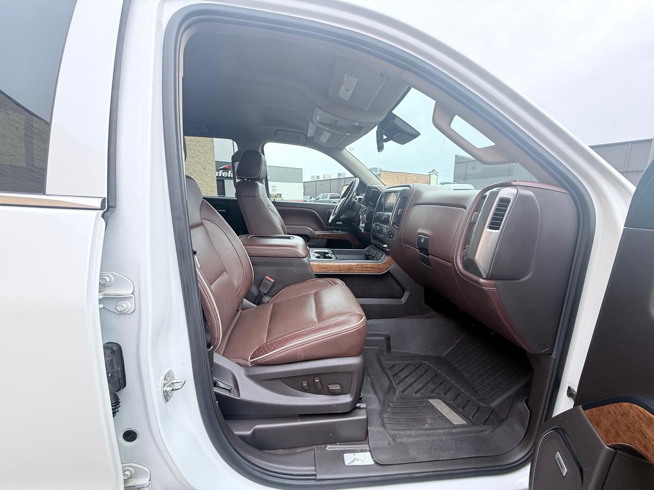 Chevrolet Silverado 1500 High Country Crew Cab Short Box 4WD 2018