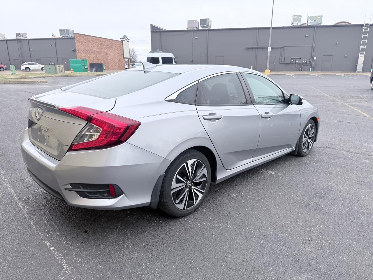 Honda Civic EX-T Sedan CVT 2018