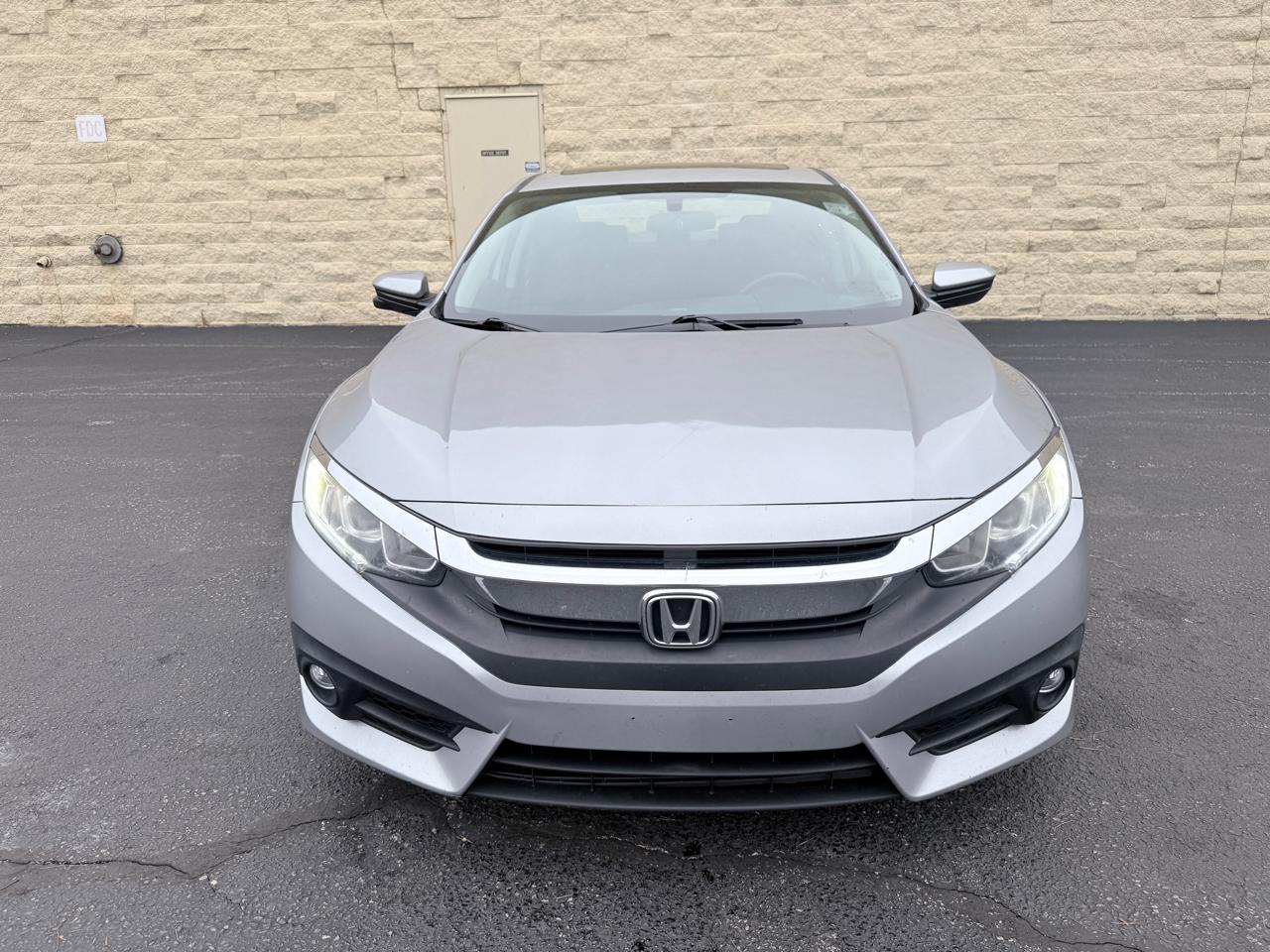 Honda Civic EX-T Sedan CVT 2018