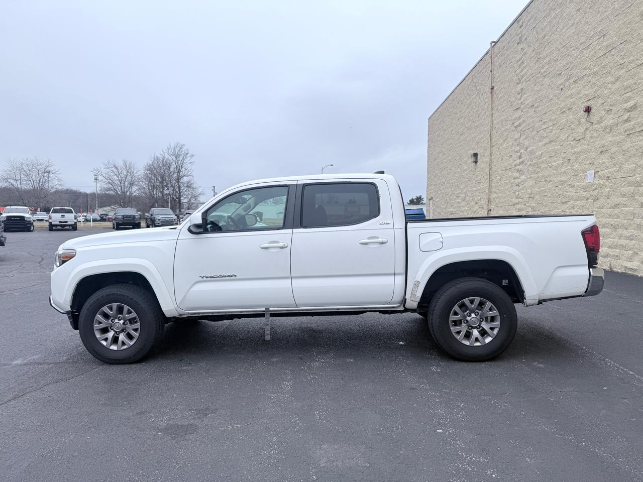 Toyota Tacoma SR5 Double Cab Long Bed V6 6AT 2WD 2018