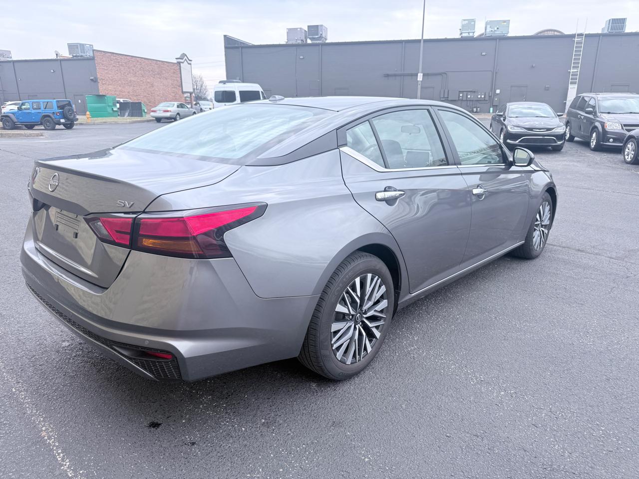 Nissan Altima 2.5 SV 2023