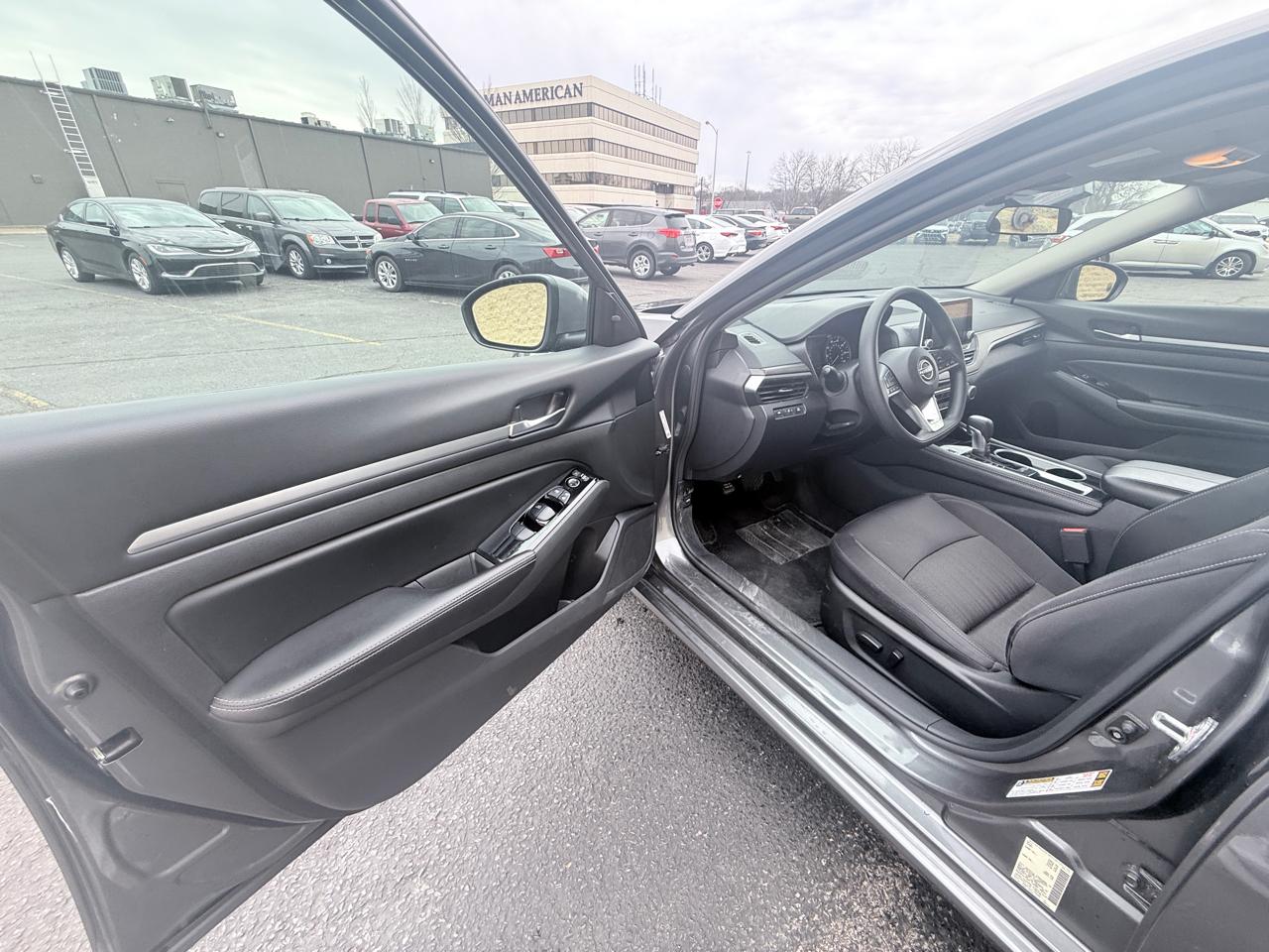 Nissan Altima 2.5 SV 2023