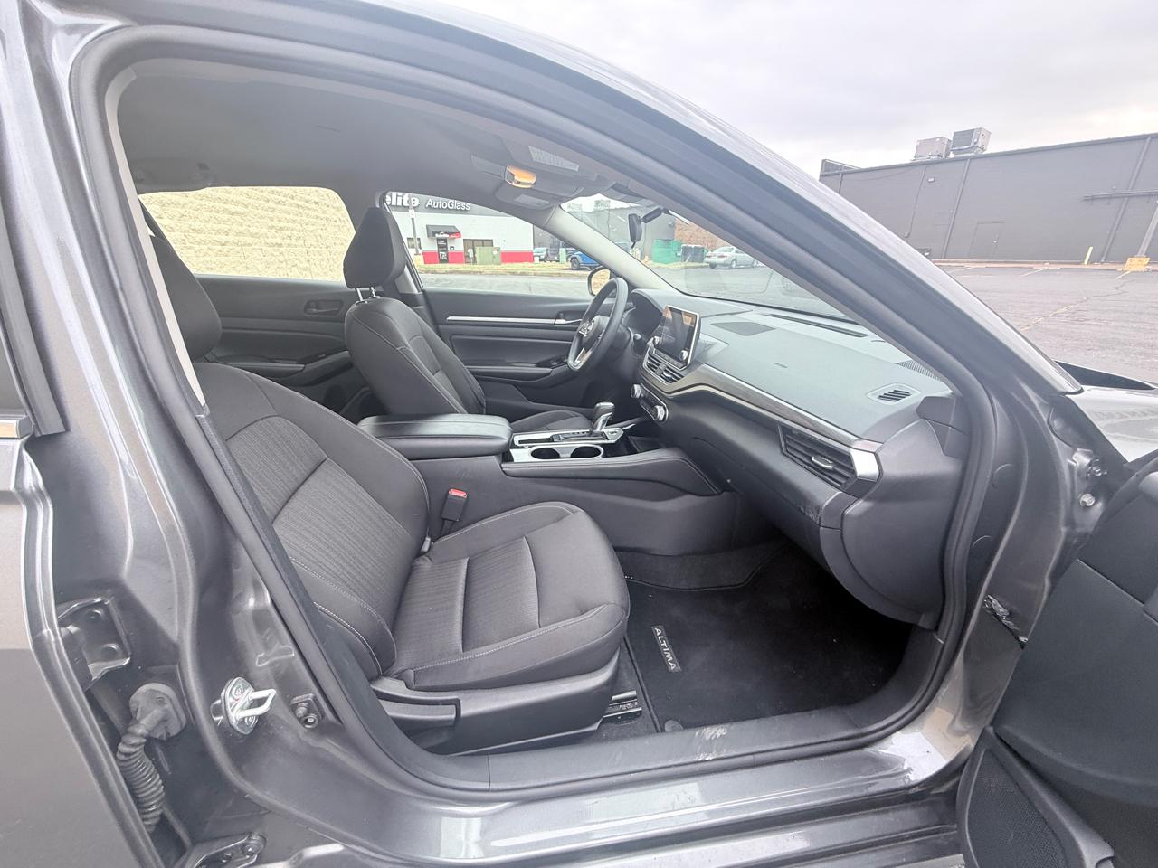 Nissan Altima 2.5 SV 2023