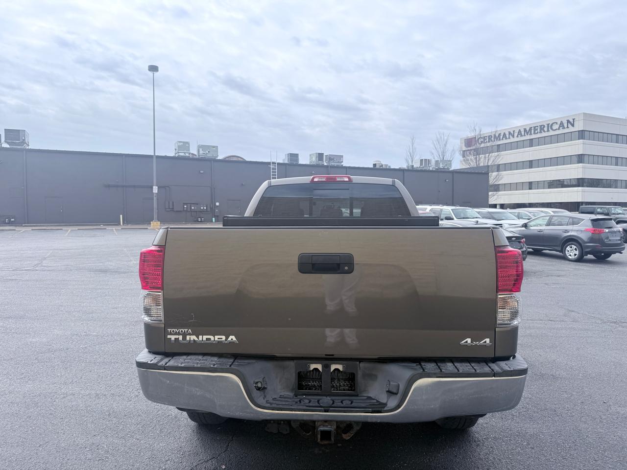 Toyota Tundra Tundra-Grade Double Cab 4.6L 4WD 2013