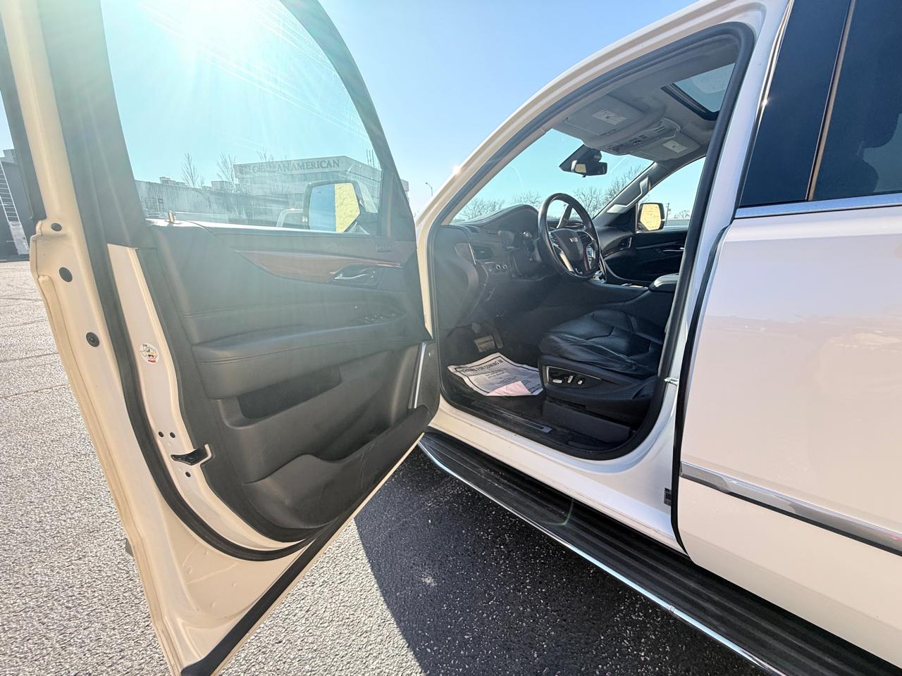 Cadillac Escalade ESV Premium Luxury 4WD 2020