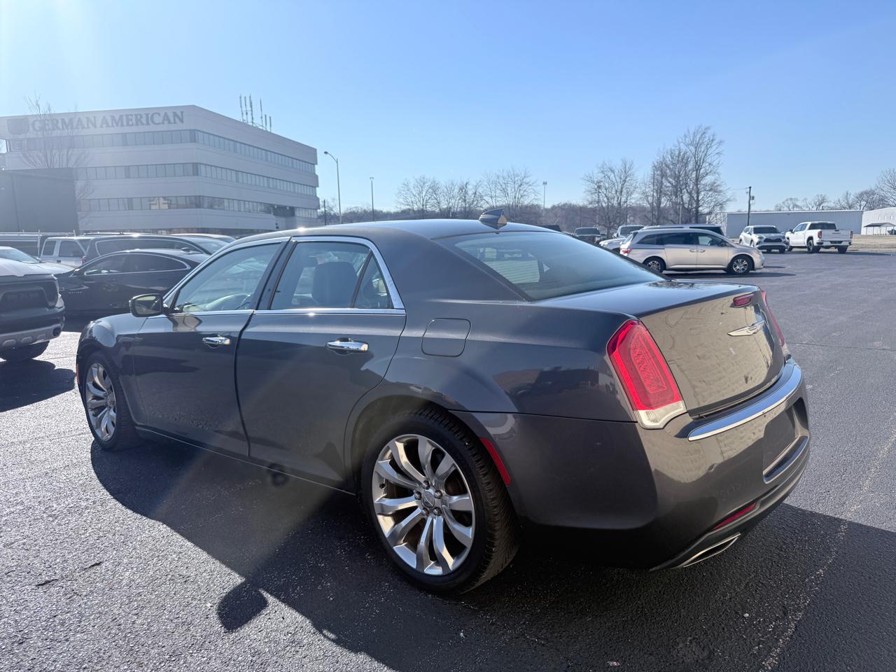 Chrysler 300 Limited RWD 2019