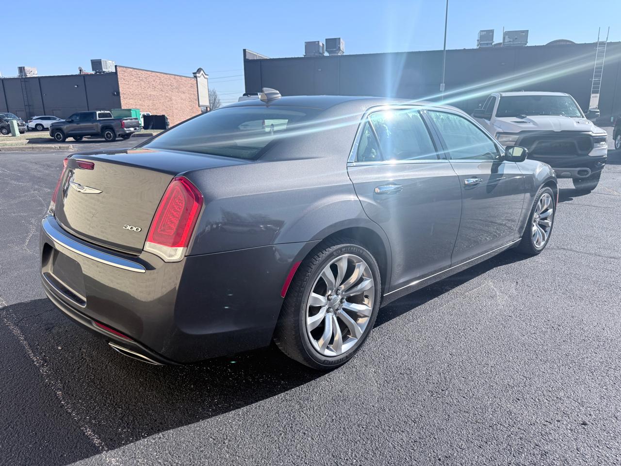 Chrysler 300 Limited RWD 2019