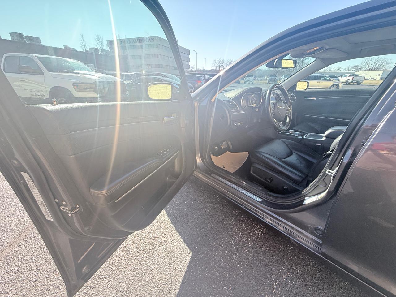 Chrysler 300 Limited RWD 2019