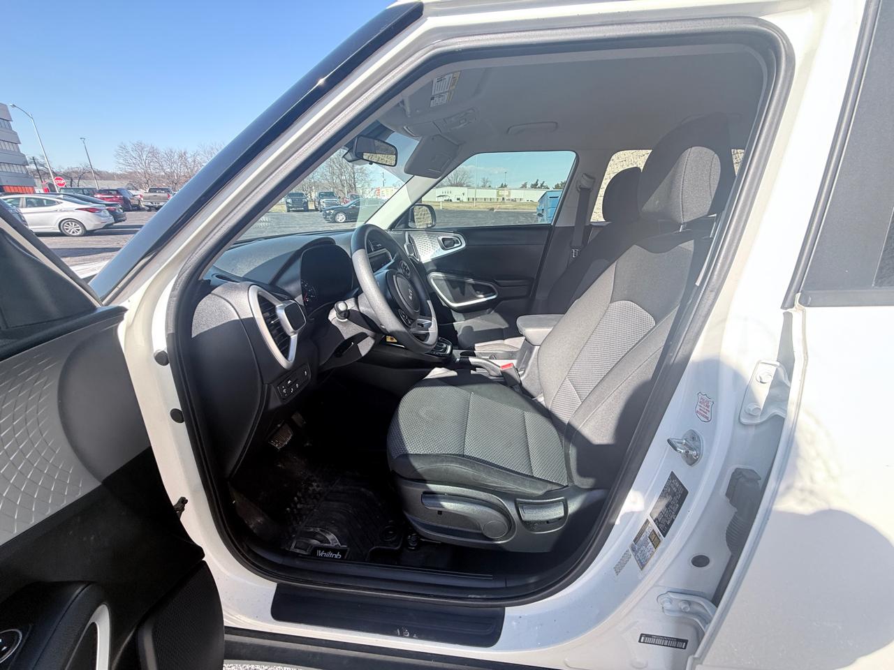 Kia Soul LX CVT 2022