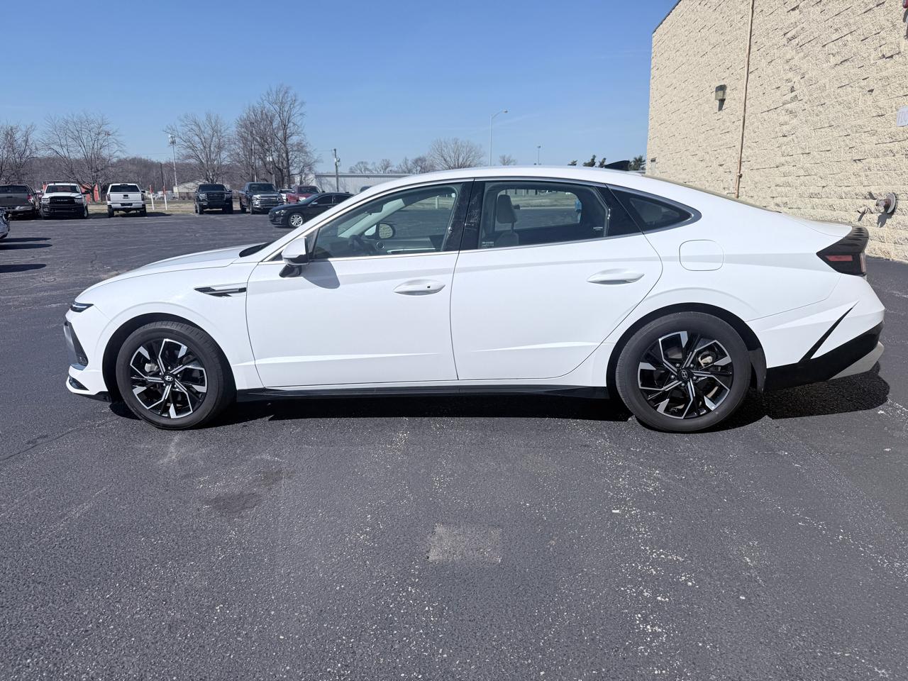 Hyundai Sonata SEL 2024