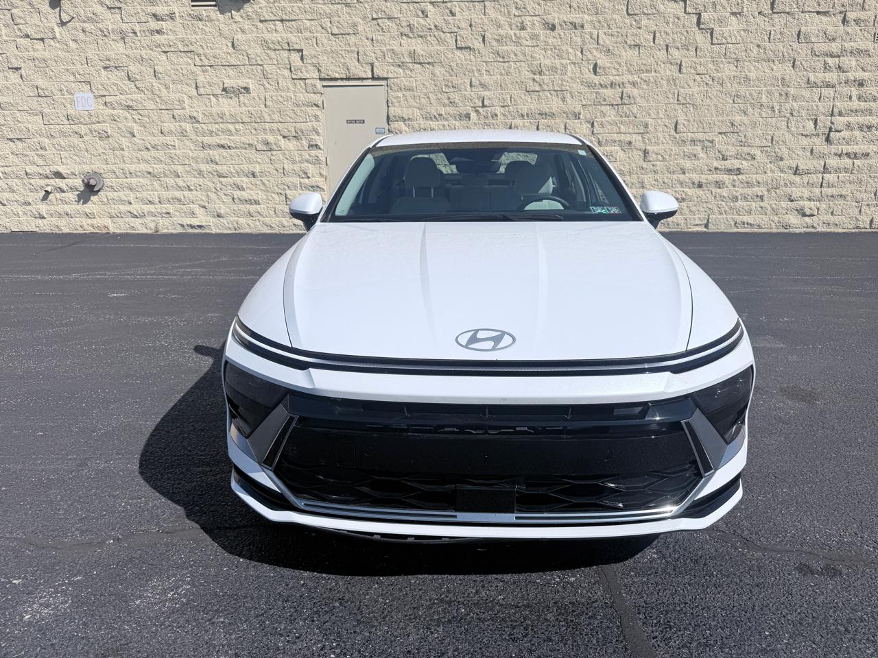 Hyundai Sonata SEL 2024