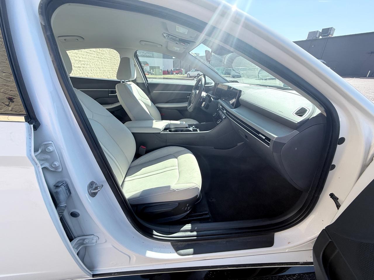 Hyundai Sonata SEL 2024