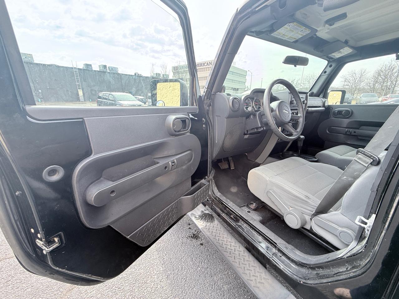 Jeep Wrangler Unlimited Sahara 2WD 2007