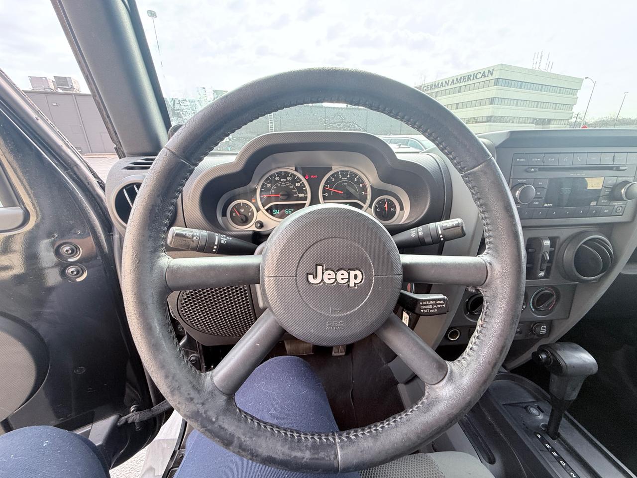 Jeep Wrangler Unlimited Sahara 2WD 2007