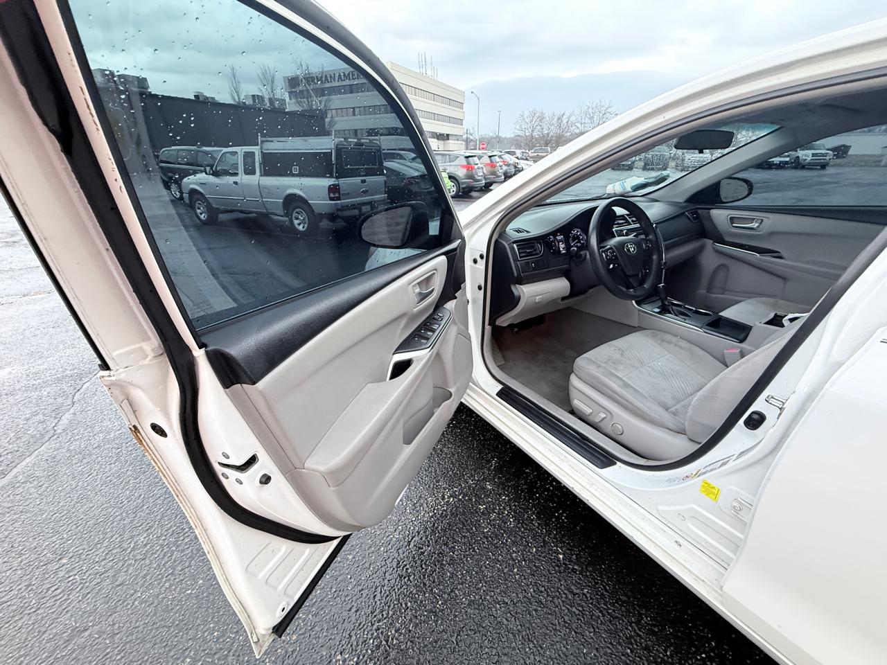 Toyota Camry XLE 2016